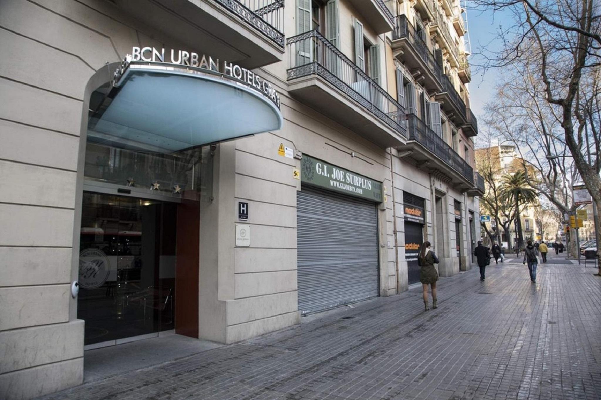 Libere Barcelona Sant Antoni Aparthotel Exterior photo