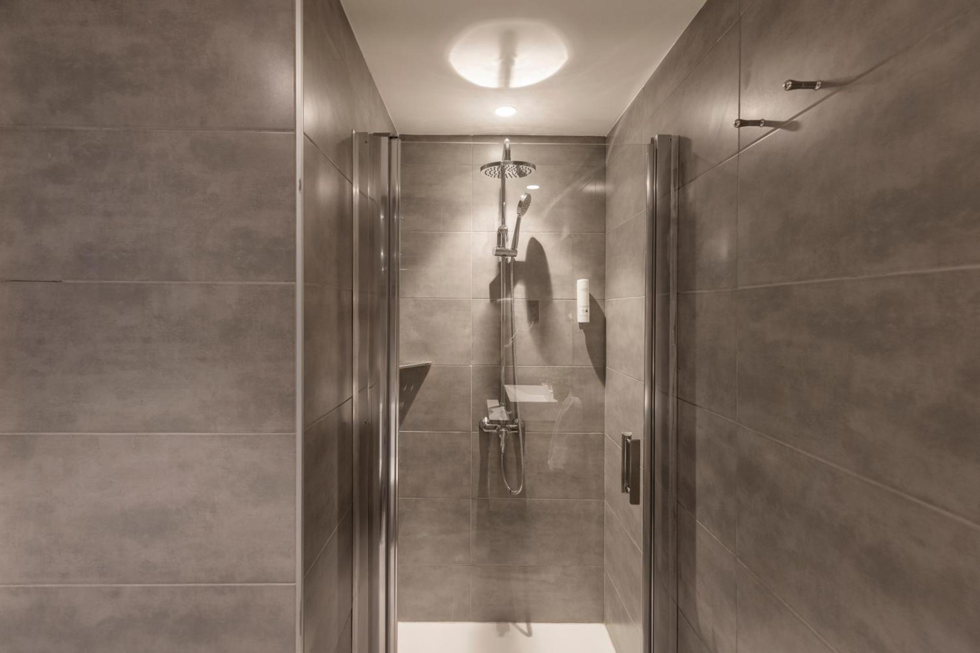 Libere Barcelona Sant Antoni Aparthotel Room photo